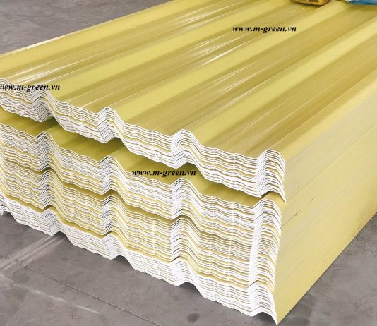 NÊN CHỌN TÔN NHỰA M-GREEN HAY TÔN XỐP?